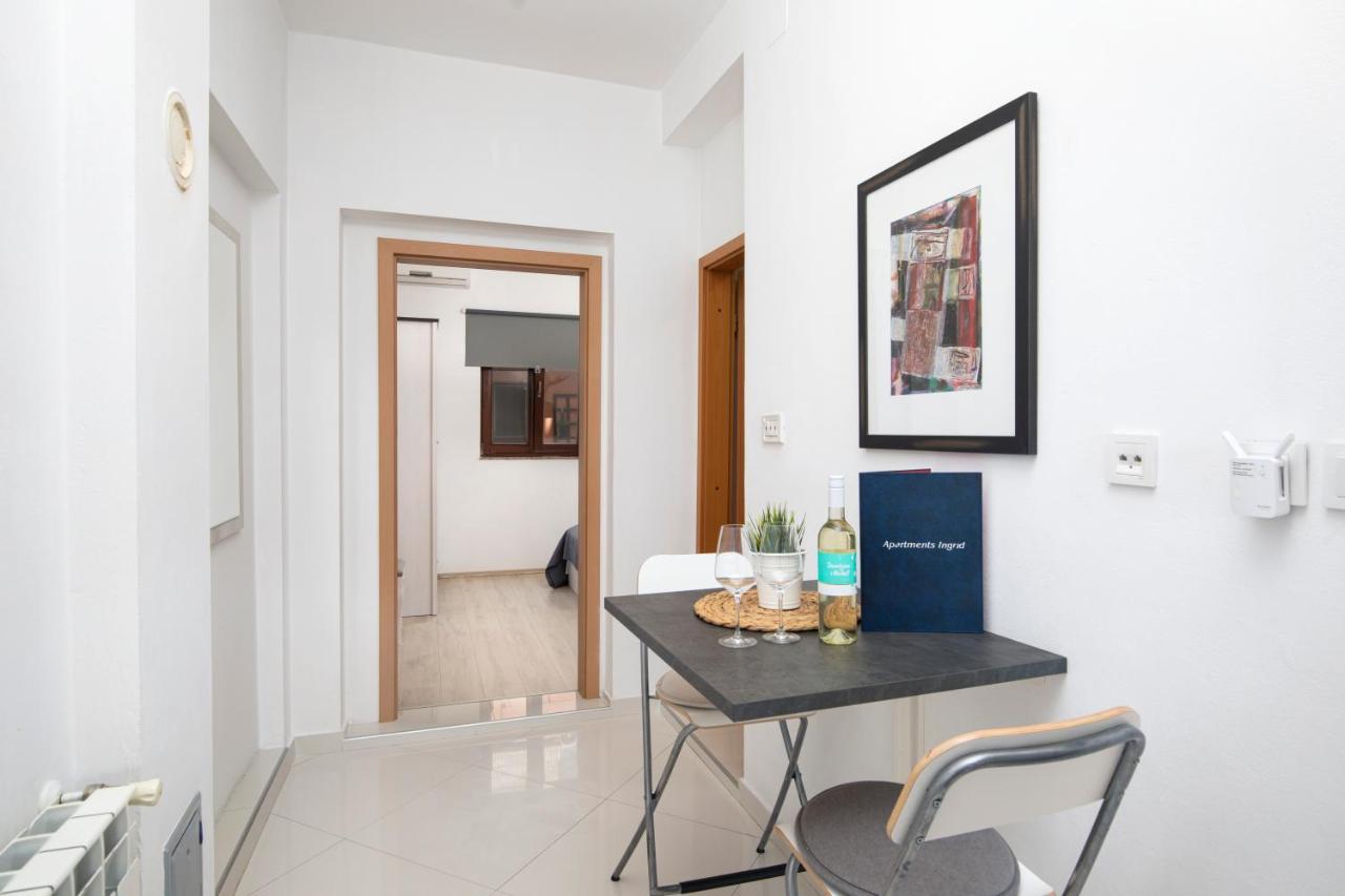 Apartments Ingrid Pula Extérieur photo